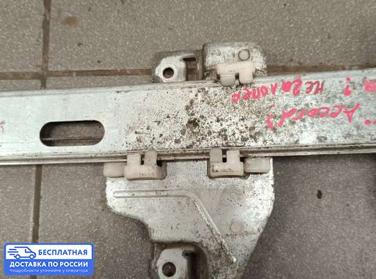 Стеклоподъемник электрический на Isuzu Rodeo I