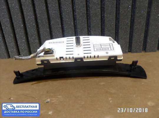 Щиток приборов на Honda Civic VIII (4D, 5D)