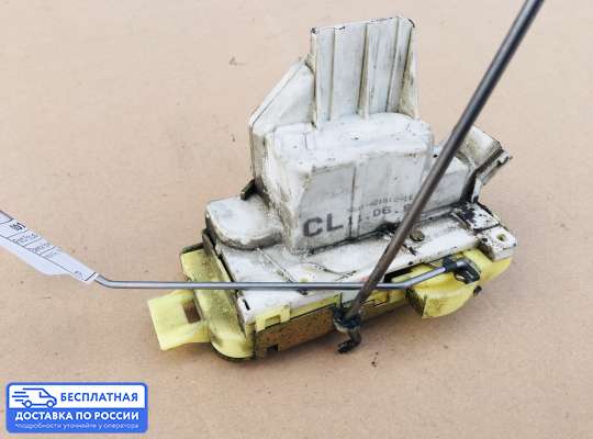 Замок боковой двери на Ford Focus I