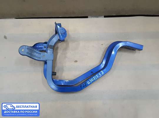 Петля крышки багажника на Renault Logan I