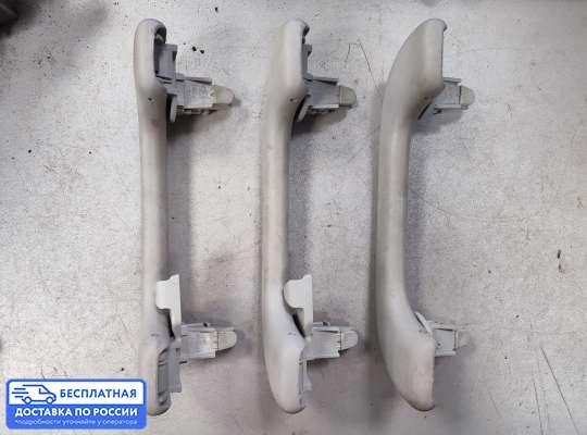 Ручка потолочная на Nissan Qashqai I (J10)