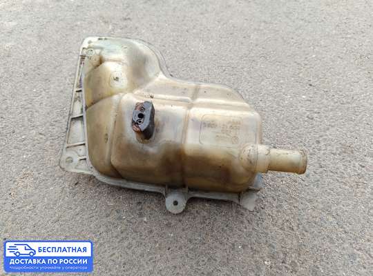 Бачок расширительный на Volkswagen Passat B5 (3B)
