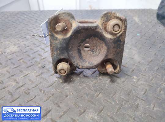 Кронштейн прочее на Volkswagen Caddy III (2K)