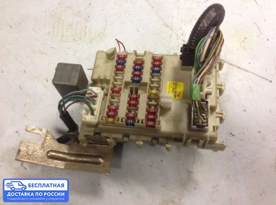 Блок предохранителей на Nissan Almera II N16