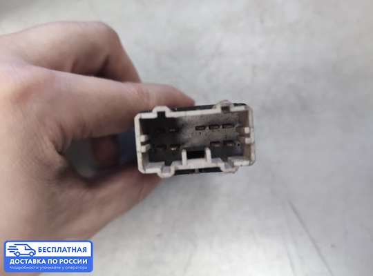 Кнопка аварийной остановки на Opel Frontera B
