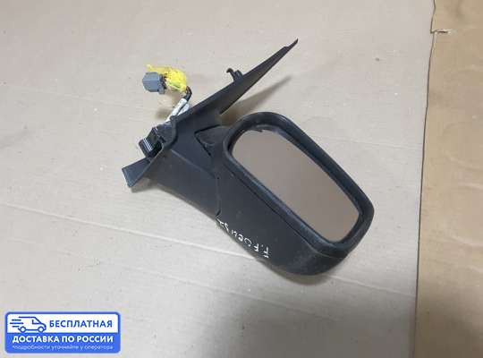Зеркало боковое на Ford Focus II