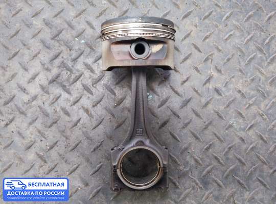 Поршневая группа (поршень, шатун) на Opel Astra F