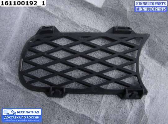 Решетка (заглушка) бампера на Volkswagen Touareg I (7L)