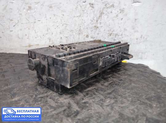 Блок предохранителей на Volkswagen Golf II (1G)