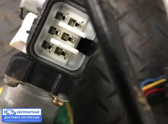 Стеклоподъемник электрический на Mitsubishi Lancer IX