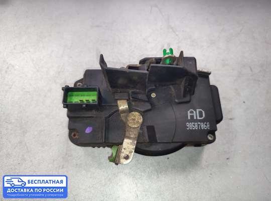 Замок боковой двери на Opel Vectra B