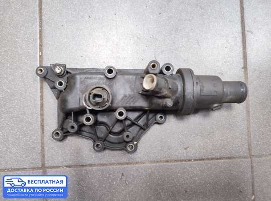 Корпус термостата на Renault Laguna II