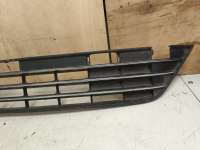 купить Решетка (заглушка) бампера на Volkswagen Touareg II (7P)