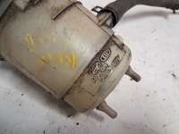 купить Бачок гидроусилителя на Kia Rio II (JB)