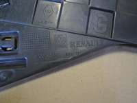 купить Пластик на Renault Scenic II
