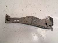 купить Кронштейн замка капота на Audi 100 (4A, C4)