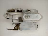 купить Замок боковой двери на Volkswagen Polo Mk3 (6N/6KV)