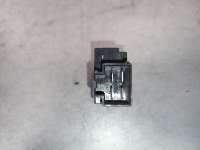 купить Кнопка освещения панели приборов на Nissan Terrano II R20