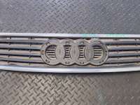 купить Решетка радиатора на Audi A6 (C5)