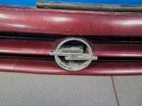 купить Решетка радиатора на Opel Astra F