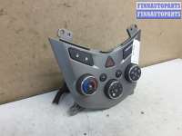 купить Блок управления печкой на Chevrolet Aveo II (T300)