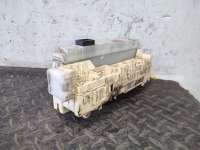 купить Блок предохранителей на Mazda 323 (BA) 323C/ 323F/ 323S/ 323P