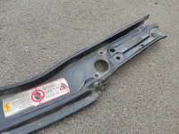 купить Планка телевизора верхняя на Audi 100 (4A, C4)