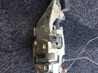 купить Замок боковой двери на Mazda 323 (BA) 323C/ 323F/ 323S/ 323P