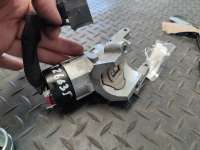купить Замок зажигания на запчасти на Mercedes-Benz Vito (W638)