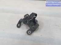 купить Петля двери на Mazda 323 (BA) 323C/ 323F/ 323S/ 323P