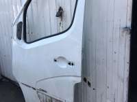 купить Дверь боковая на Renault Master III