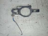 купить Кронштейн внешней ручки двери на Mitsubishi Lancer X