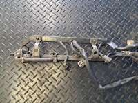 купить Рампа (рейка) топливная на Mazda 323 (BA) 323C/ 323F/ 323S/ 323P