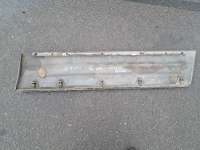 купить Накладка двери на Mitsubishi Pajero III