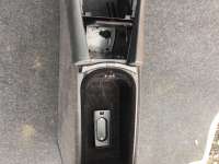 купить Подлокотник на Mercedes-Benz E (W211)