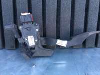 купить Педальный узел (педаль) на Opel Meriva A