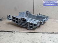 купить Кронштейн аккумулятора на Renault Laguna II