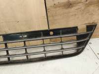 купить Решетка (заглушка) бампера на Volkswagen Touareg II (7P)