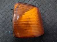 купить Поворотник передний на Volkswagen Passat B3 (35i)
