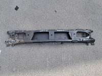 купить Усилитель бампера на Volkswagen Golf III (1H)