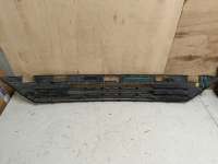 купить Решетка (заглушка) бампера на Volkswagen Touareg II (7P)