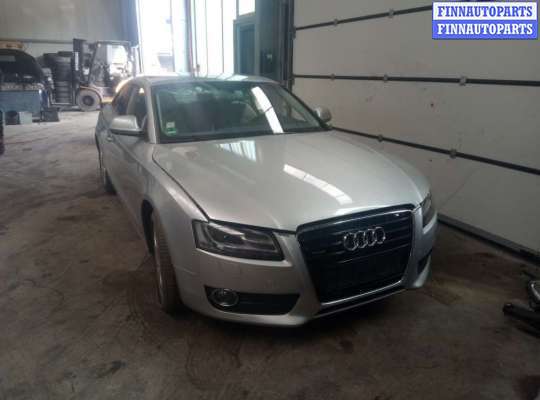 Подлокотник на Audi A5 (8T)