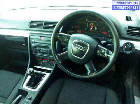 блок реле AU1161904 на Audi A4 B7 (2004 - 2009)