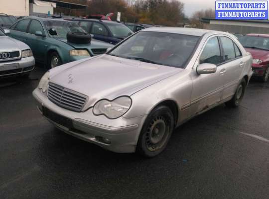 купить подкрылок (защита крыла) передний правый на Mercedes C - Class (W203) (2000 - 2008)