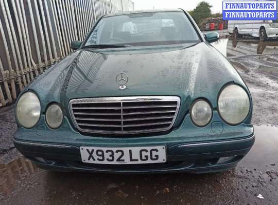 накладка декоративная (молдинг) двери передней правой MB1512090 на Mercedes E - Class (W210) (1995 - 2003)