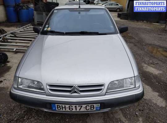 Фланец (тройник) системы охлаждения на Citroen Xantia (X1/X2)