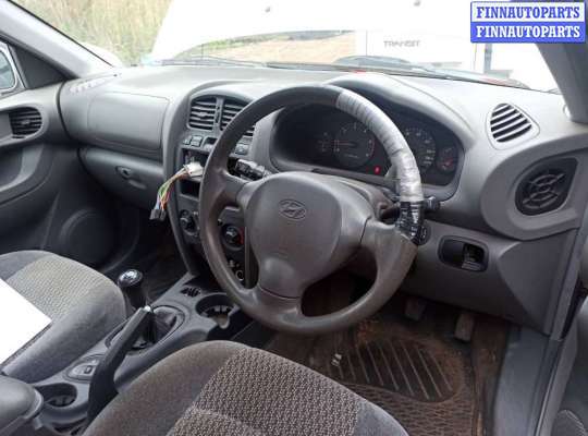 купить кронштейн (крепление) фары правый на Hyundai Santa_Fe 1 (SM) (2000 - 2006)