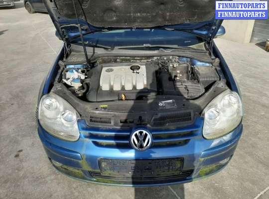 Обшивка салона на Volkswagen Golf V (1K)