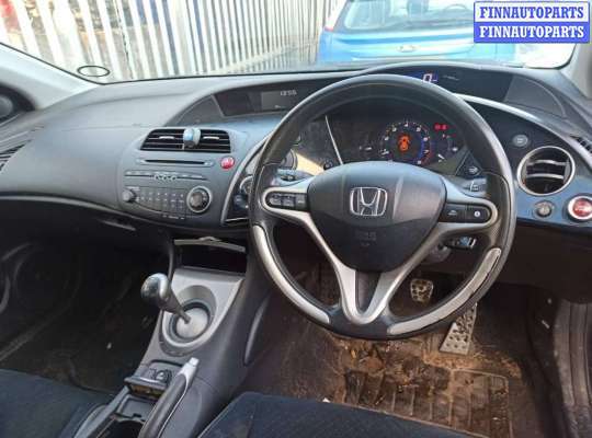 купить фонарь дополнительный тормозной (стоп-сигнал) на Honda Civic 8 (2005 - 2011)