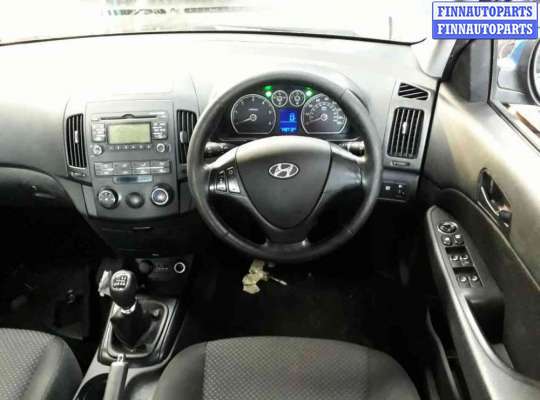 купить петля крышки (двери) багажника на Hyundai i30 1 (2007 - 2012)